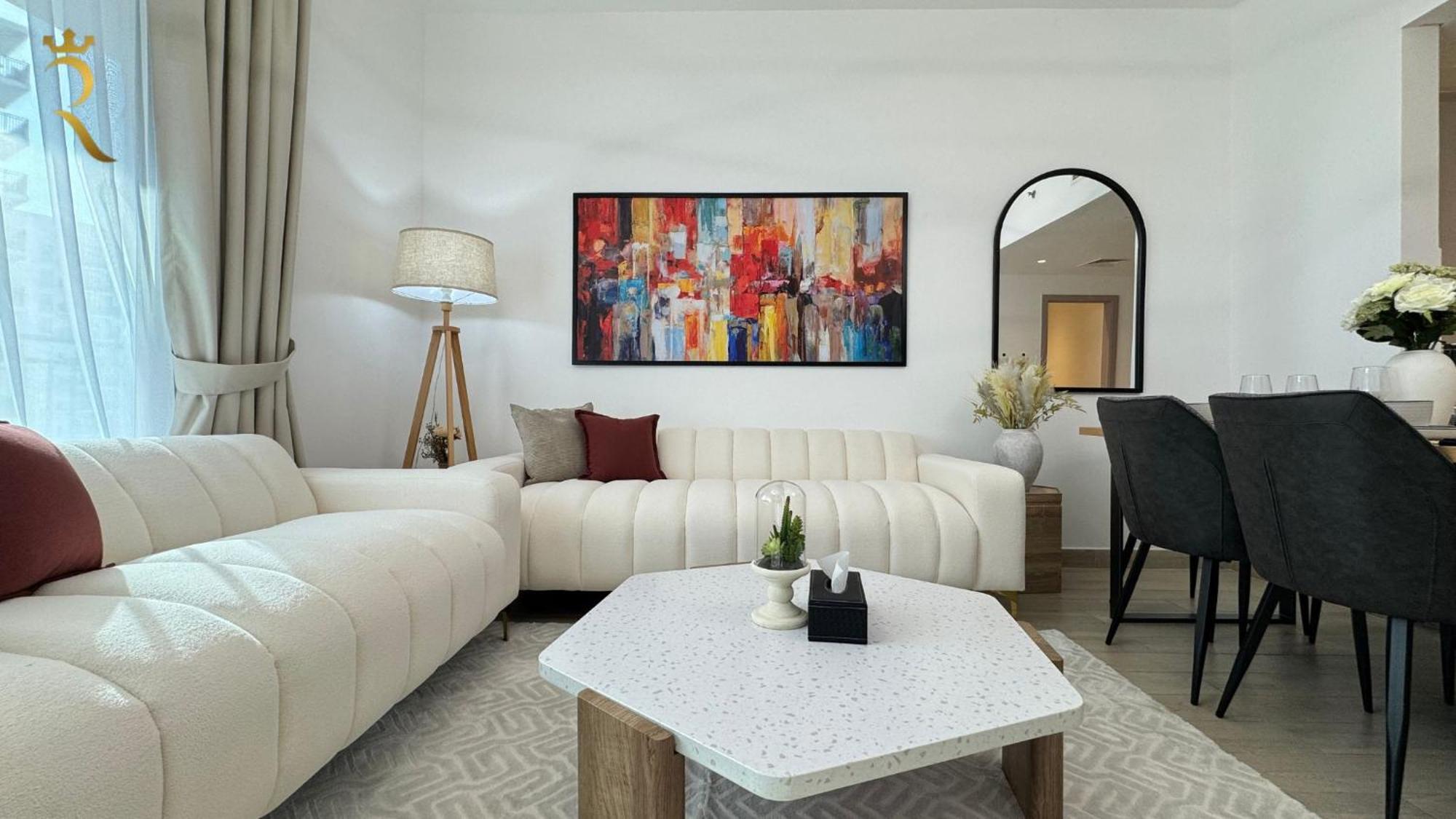 Spacious 2br With Pool And Balcony Yas Island Apartment