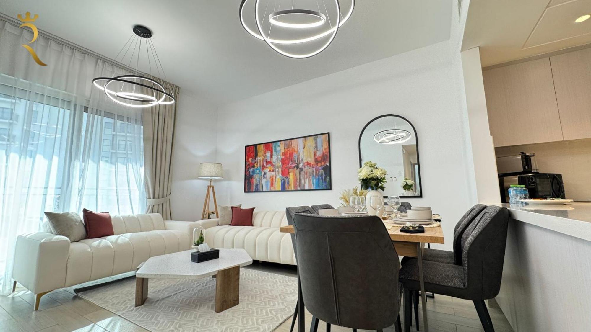 Spacious 2br With Pool And Balcony Yas Island Apartment *