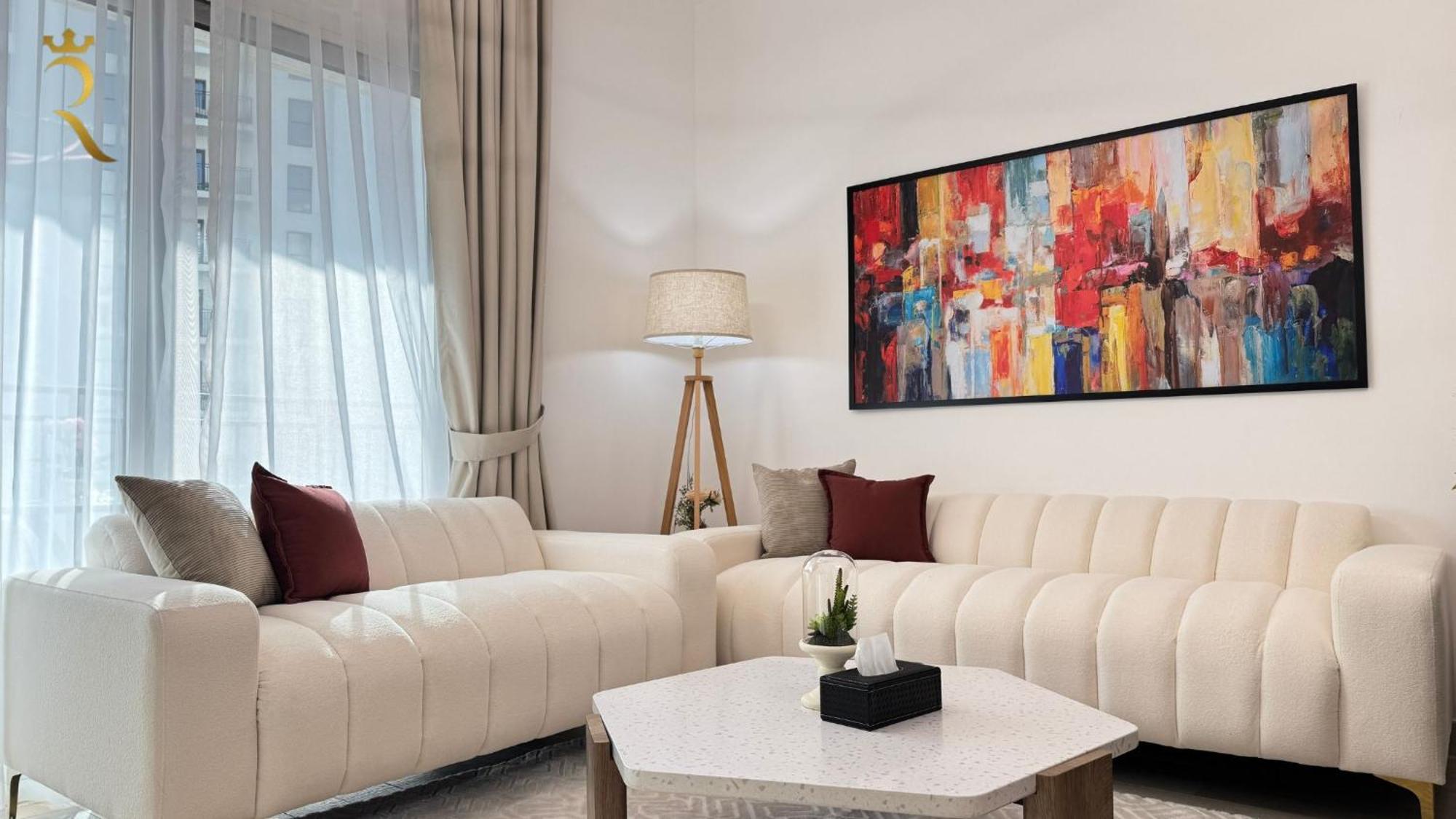 Spacious 2br With Pool And Balcony Yas Island Apartment *