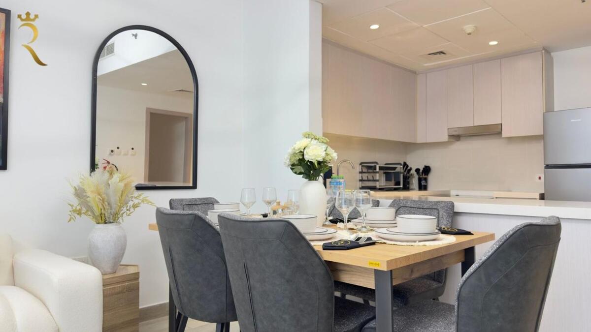 Spacious 2br With Pool And Balcony Yas Island