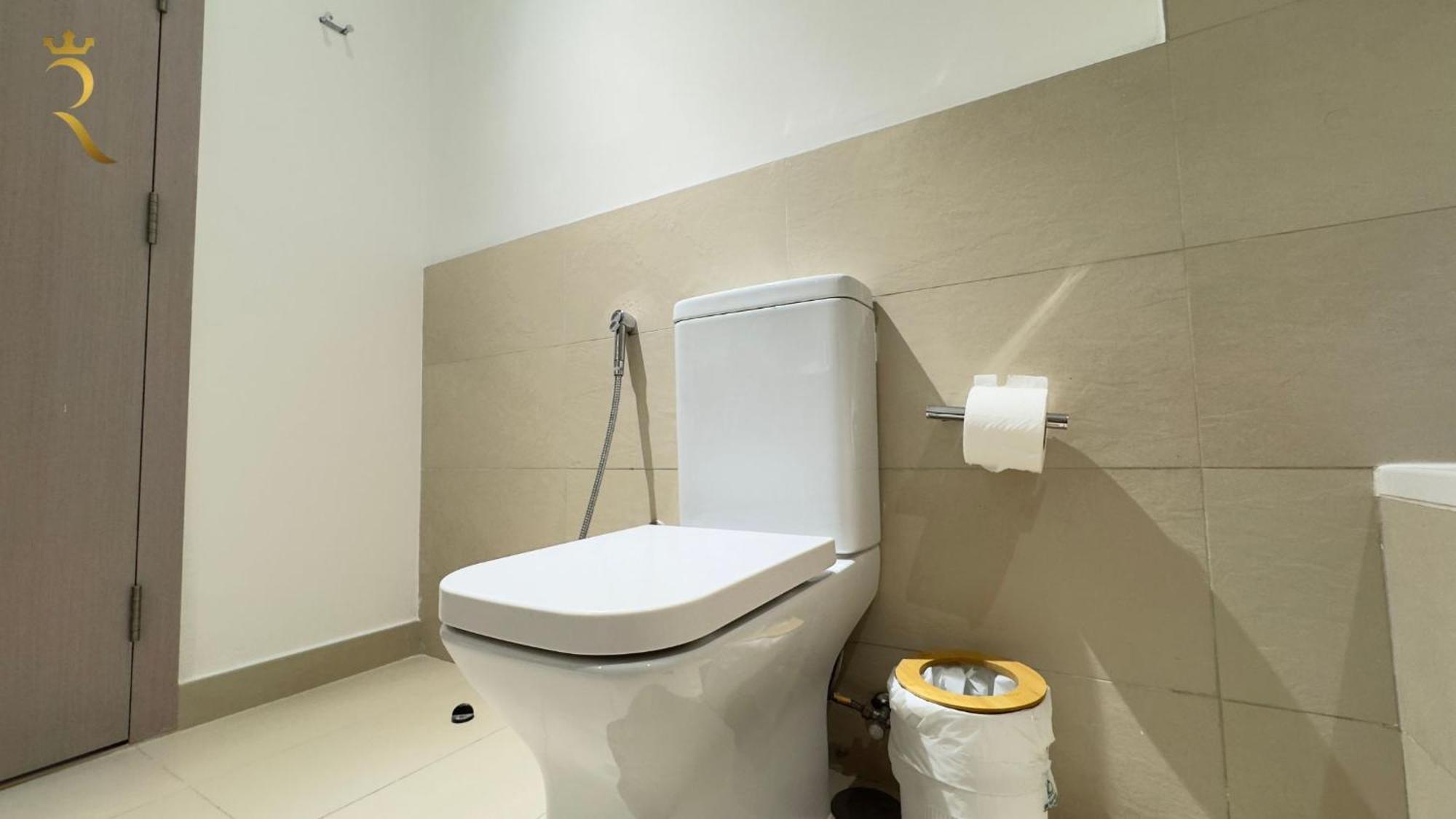 Spacious 2br With Pool And Balcony Yas Island Abu Dhabi